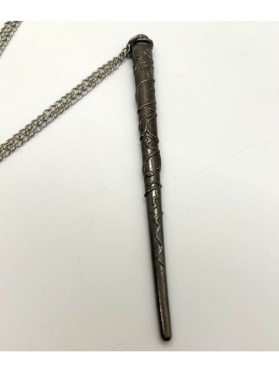 Estate Jewelry - Magic Wand Necklace Silvertone Vine Leaf Pendant Wizard Witch Cosplay Costume